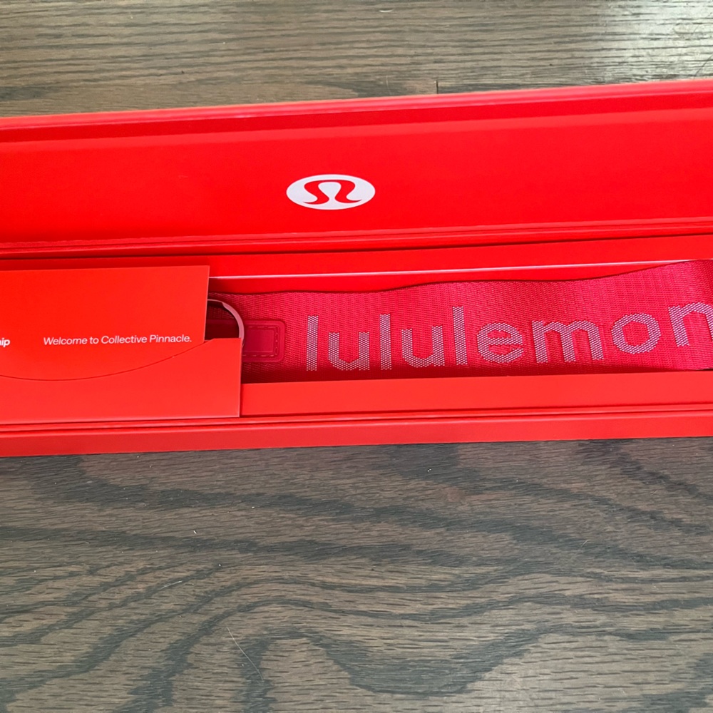 Lululemon Pinnacle Collective Never Lost Keychain